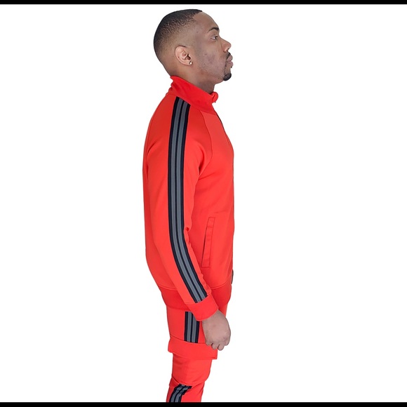 Tracksuit - Picture 2 of 5